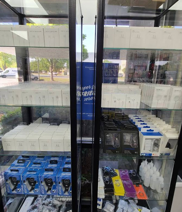 Phone-A-Holics accessories display